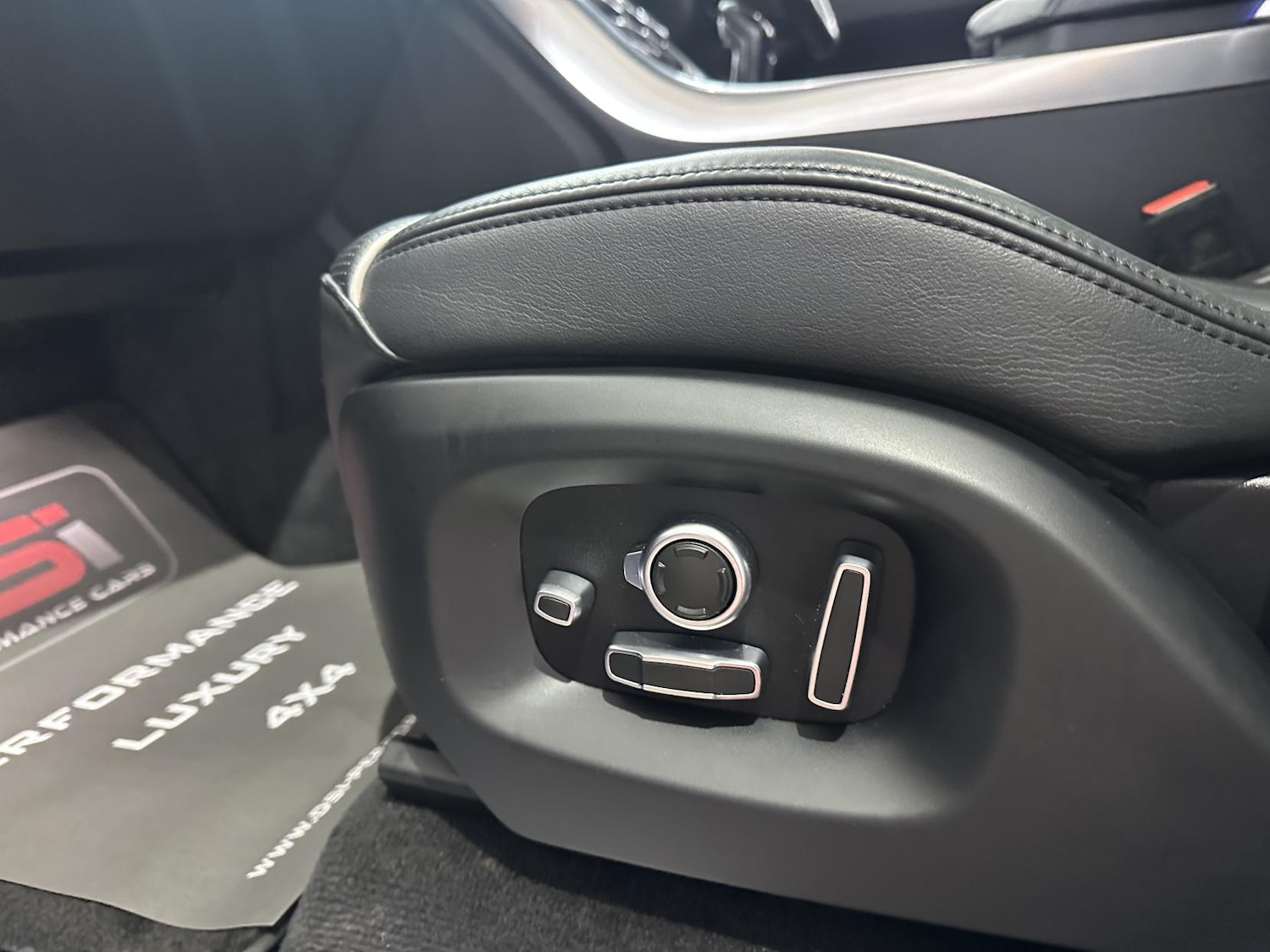 Used Land Rover Range Rover Sport 2017 for sale - 77644131: Photo 44