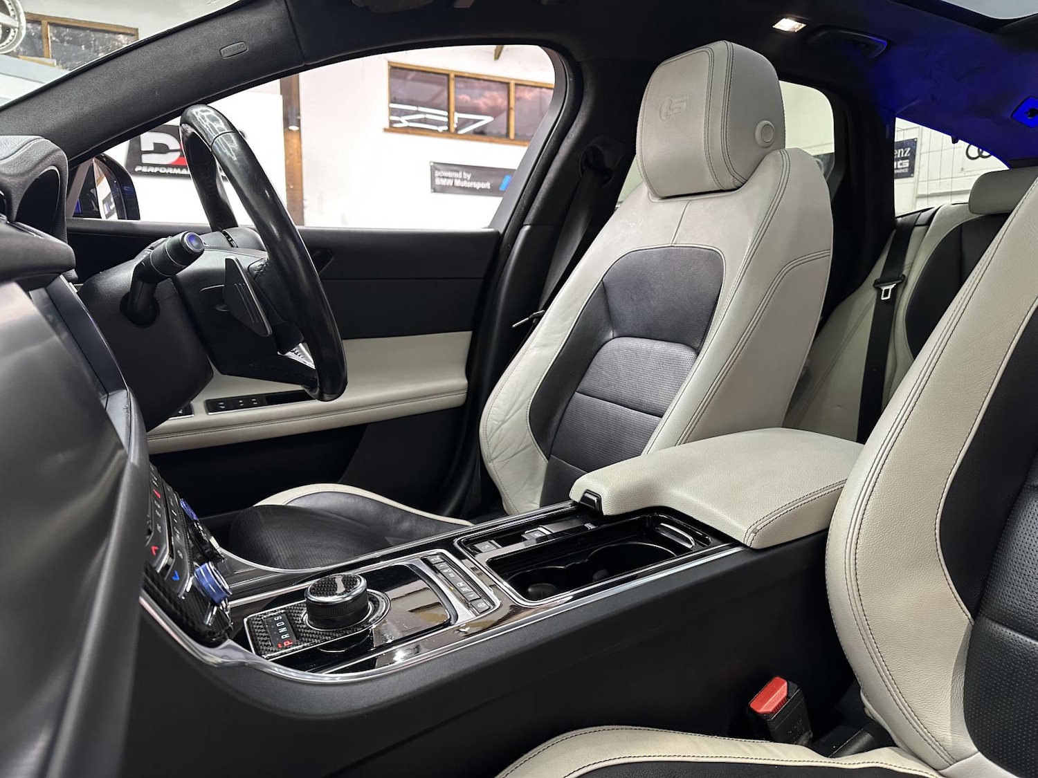 Used Jaguar XF 2019 for sale - 77573137: Photo 40