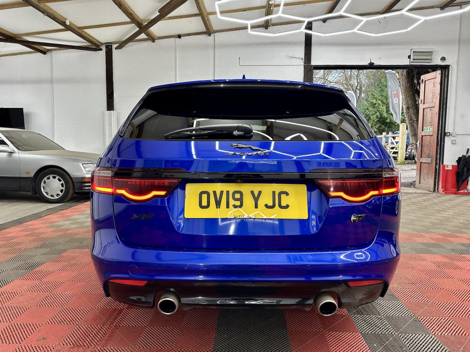 Used Jaguar XF 2019 for sale - 77573137: Photo 9