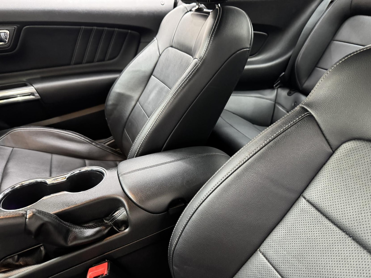 Used Ford Mustang 2016 for sale - 77992037: Photo 24