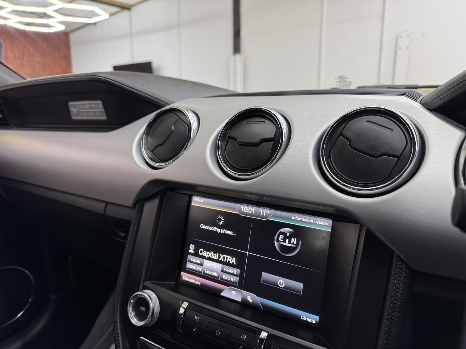 Used Ford Mustang 2016 for sale - 77992037: Photo 44