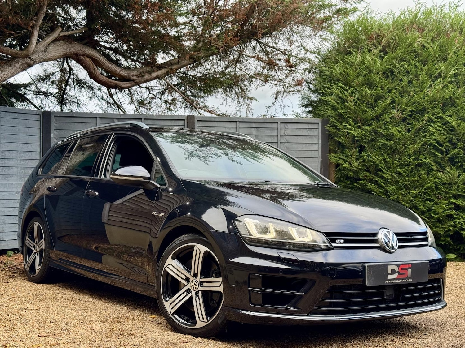 Used Volkswagen Golf 2015 for sale - 76332792: Photo 1