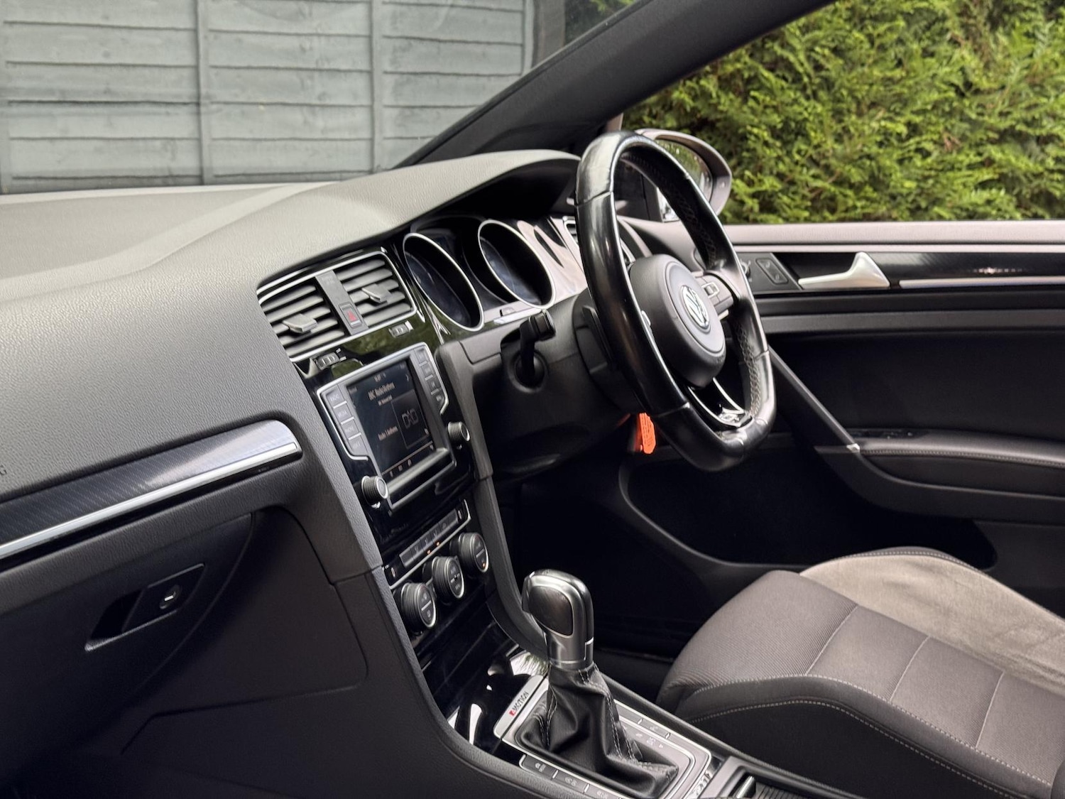 Used Volkswagen Golf 2015 for sale - 76332792: Photo 26