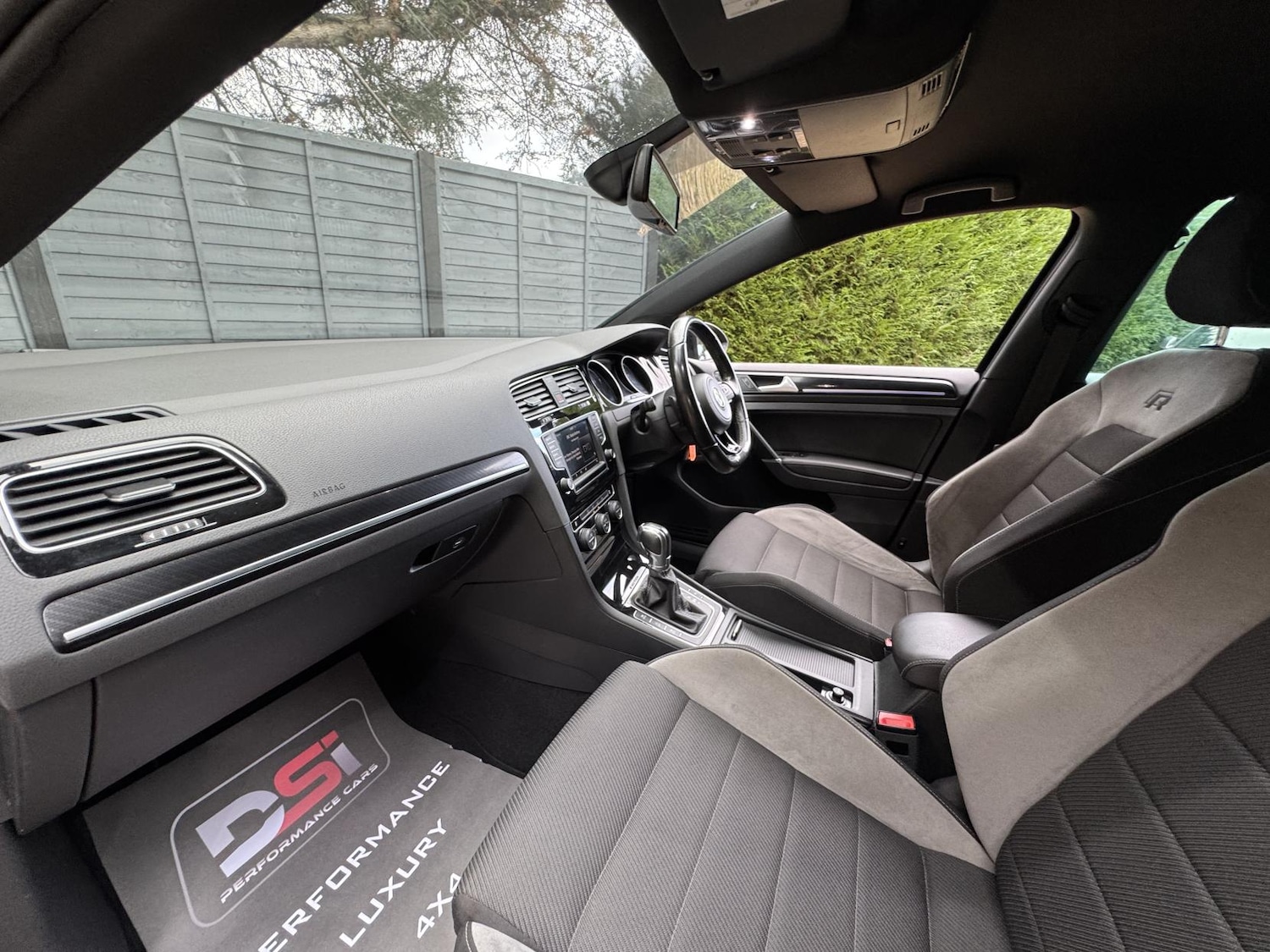Used Volkswagen Golf 2015 for sale - 76332792: Photo 27