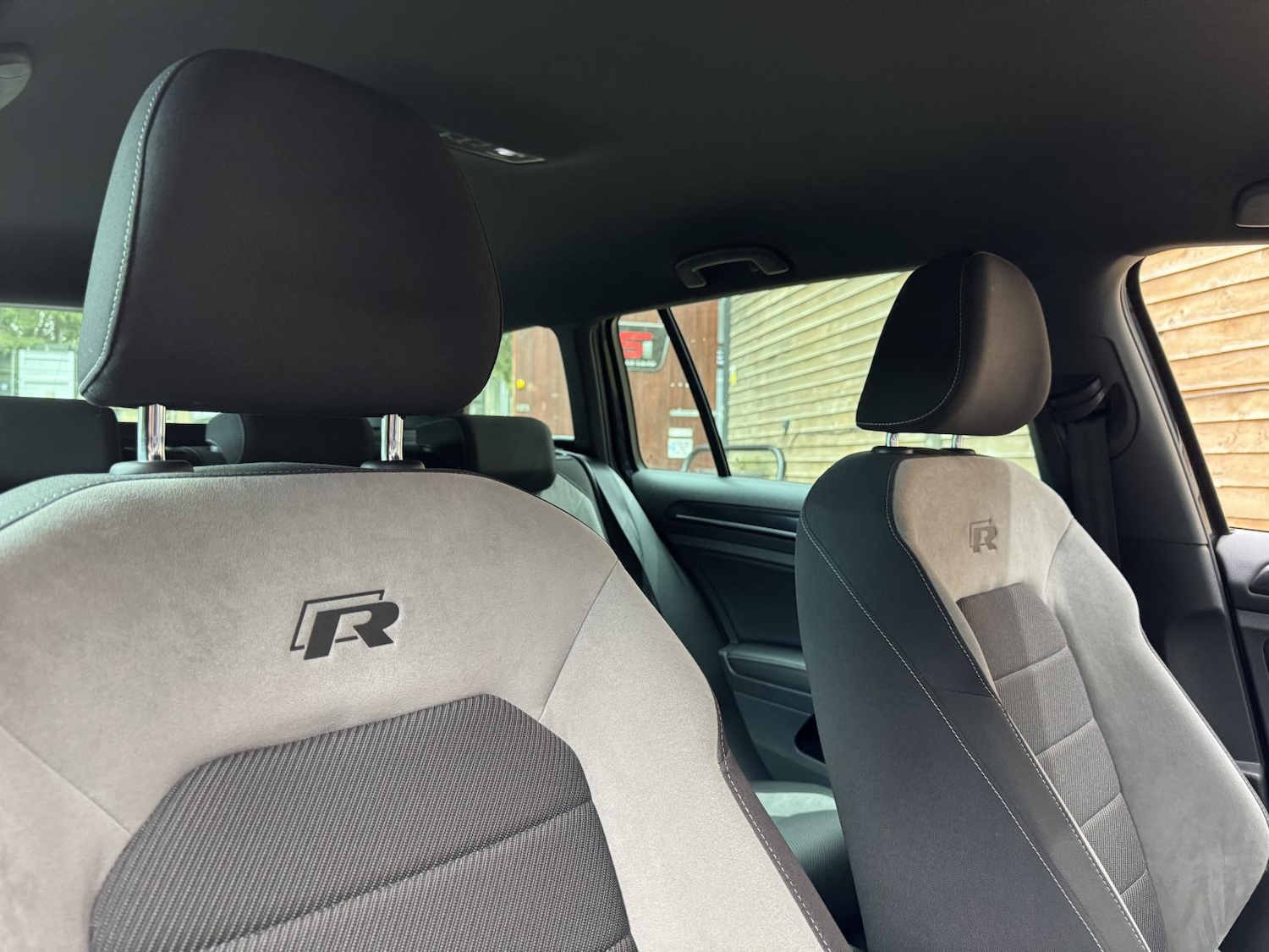 Used Volkswagen Golf 2015 for sale - 76332792: Photo 32