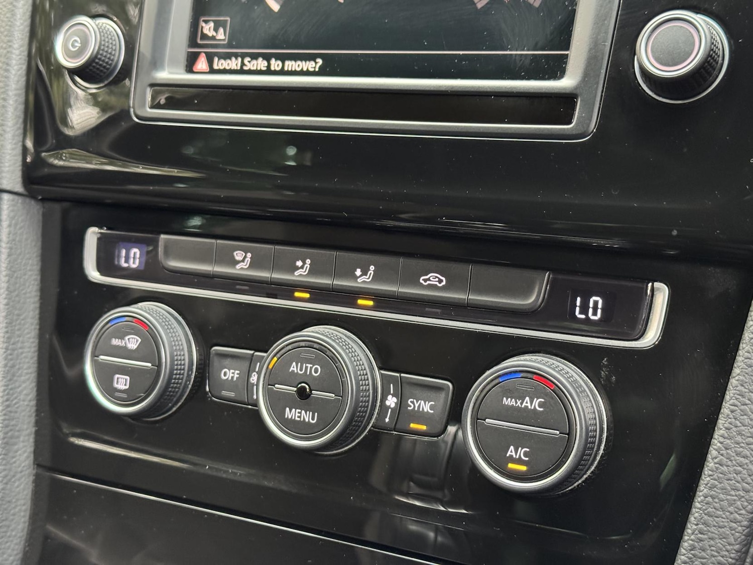 Used Volkswagen Golf 2015 for sale - 76332792: Photo 47