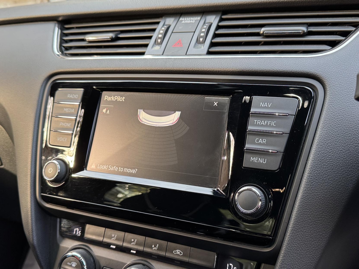 Used Skoda Octavia 2016 for sale - 76557319: Photo 38