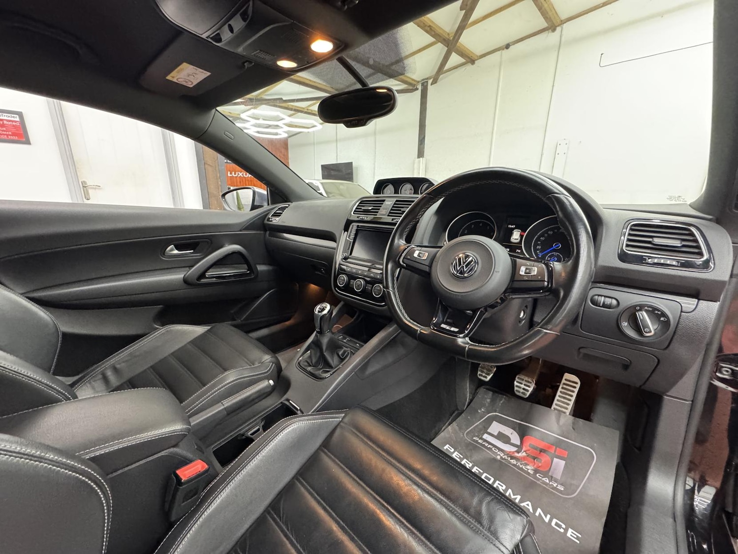 Used Volkswagen Scirocco 2017 for sale - 78112768: Photo 16