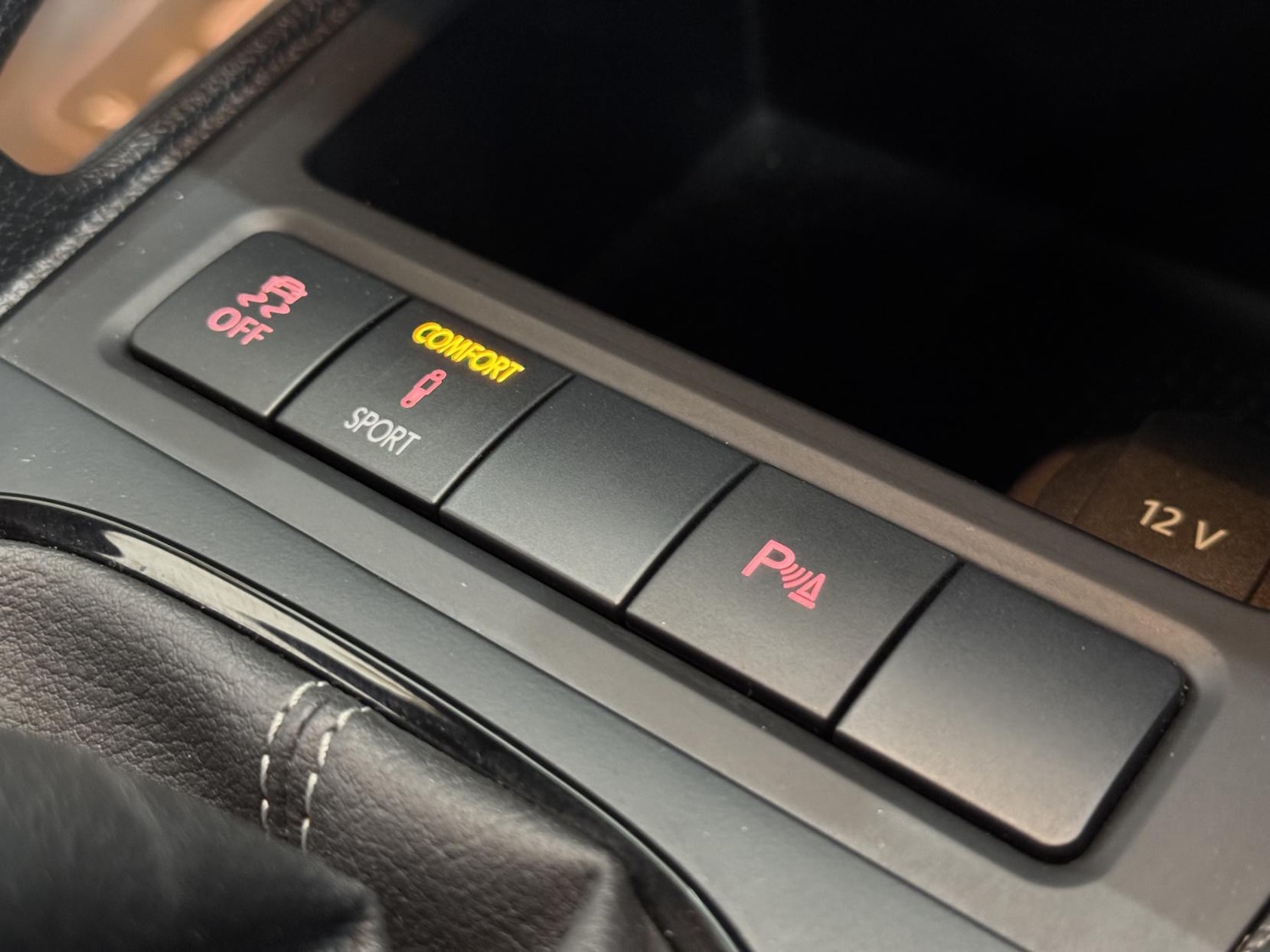 Used Volkswagen Scirocco 2017 for sale - 78112768: Photo 21