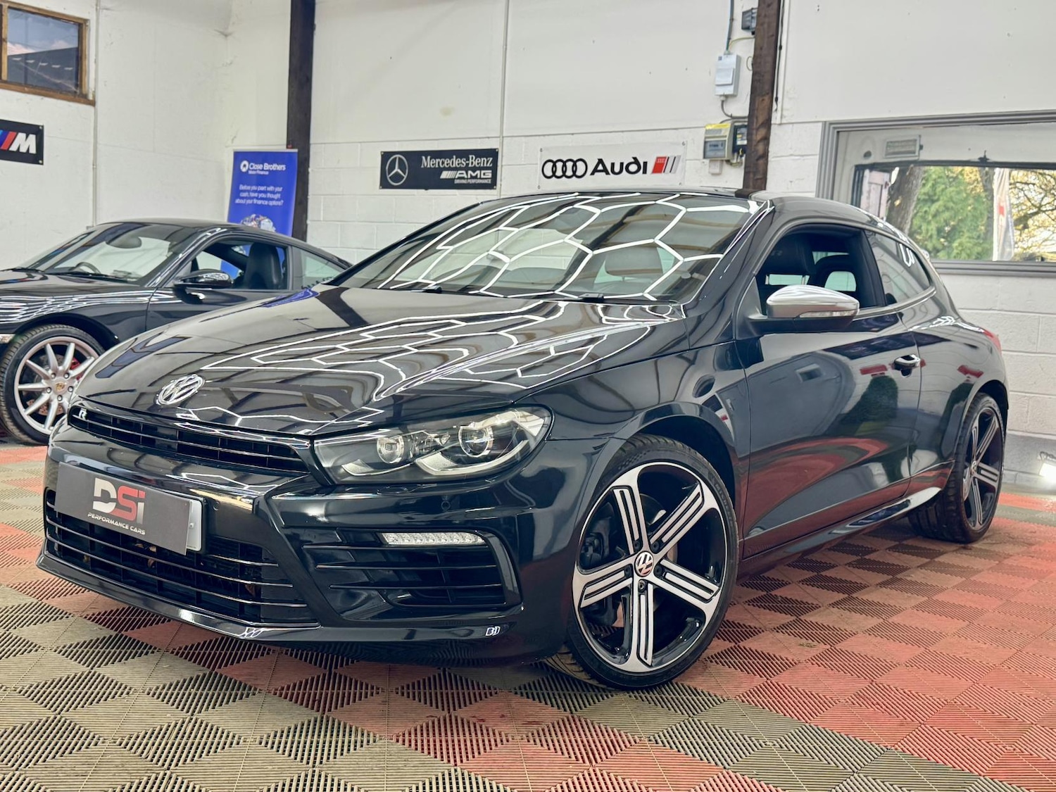 Used Volkswagen Scirocco 2017 for sale - 78112768: Photo 3