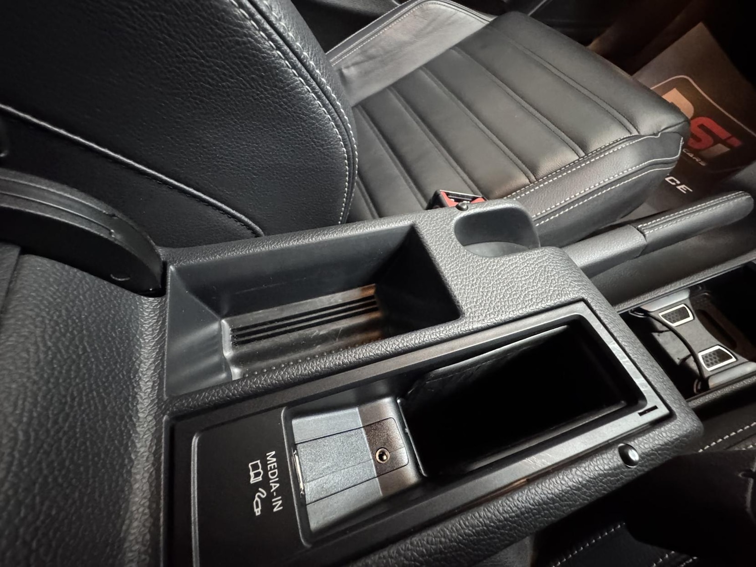 Used Volkswagen Scirocco 2017 for sale - 78112768: Photo 39