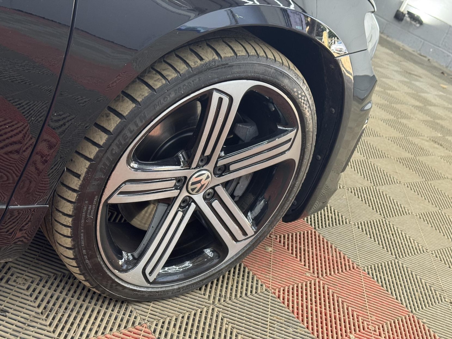 Used Volkswagen Scirocco 2017 for sale - 78112768: Photo 8