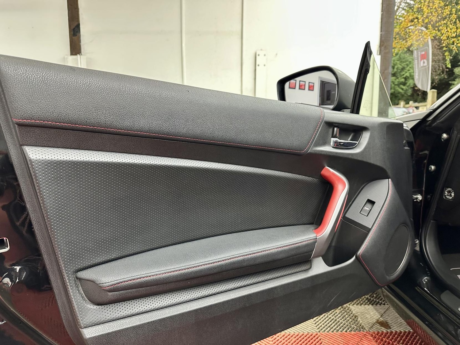 Used Toyota GT86 2012 for sale - 76882183: Photo 18