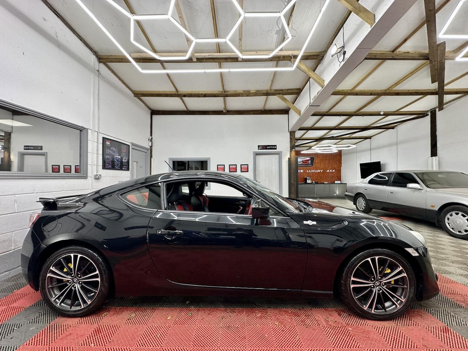 Used Toyota GT86 2012 for sale - 76882183: Photo 5