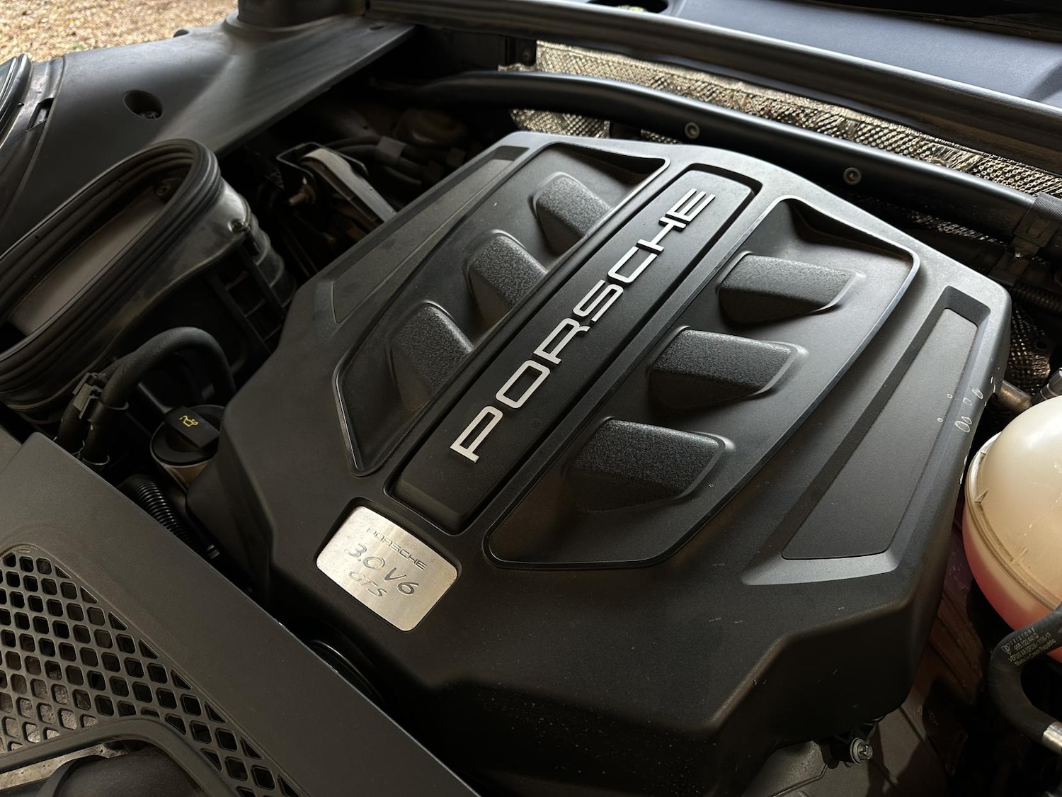 Used Porsche Macan 2017 for sale - 76650030: Photo 12