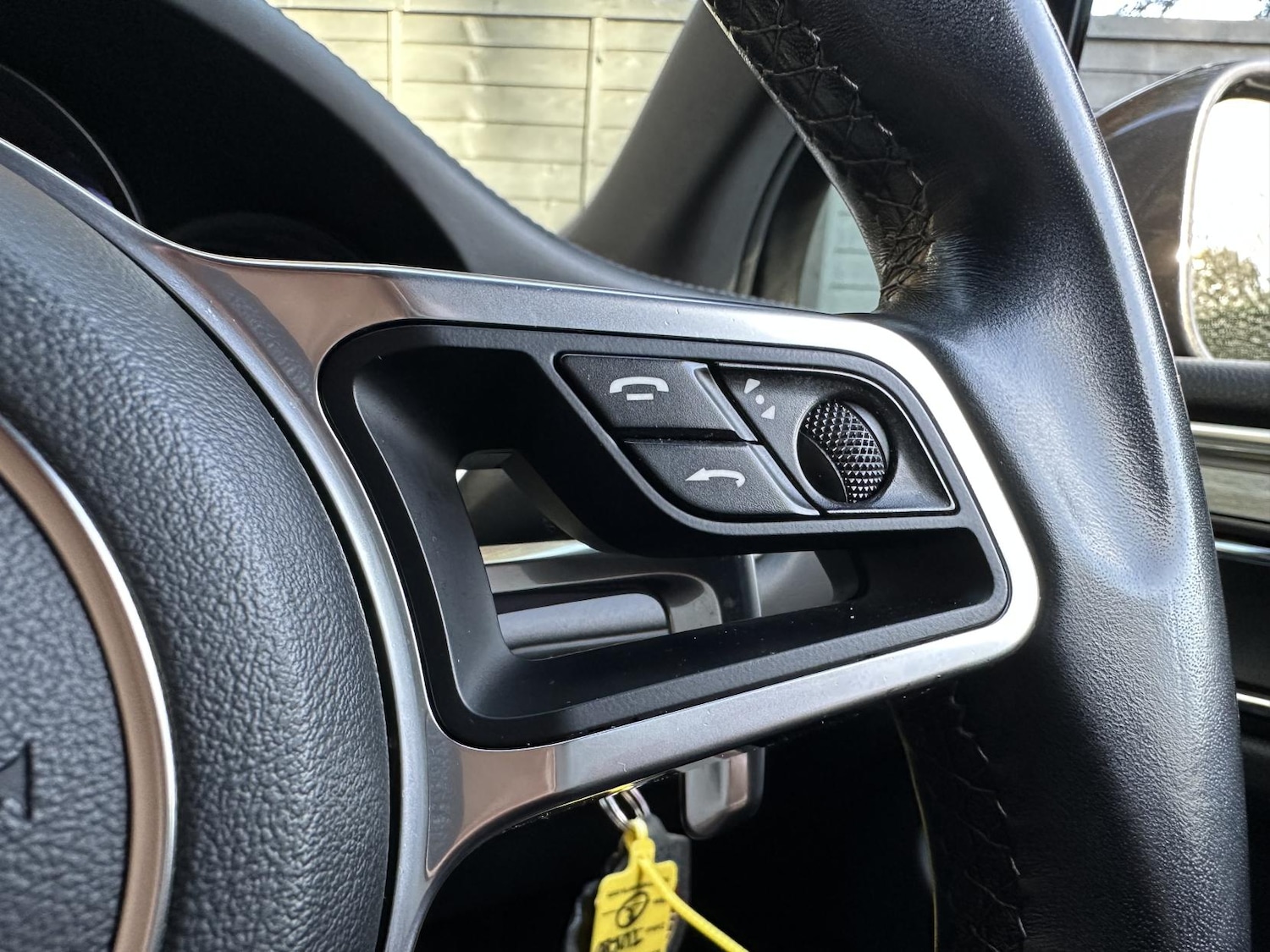 Used Porsche Macan 2017 for sale - 76650030: Photo 18