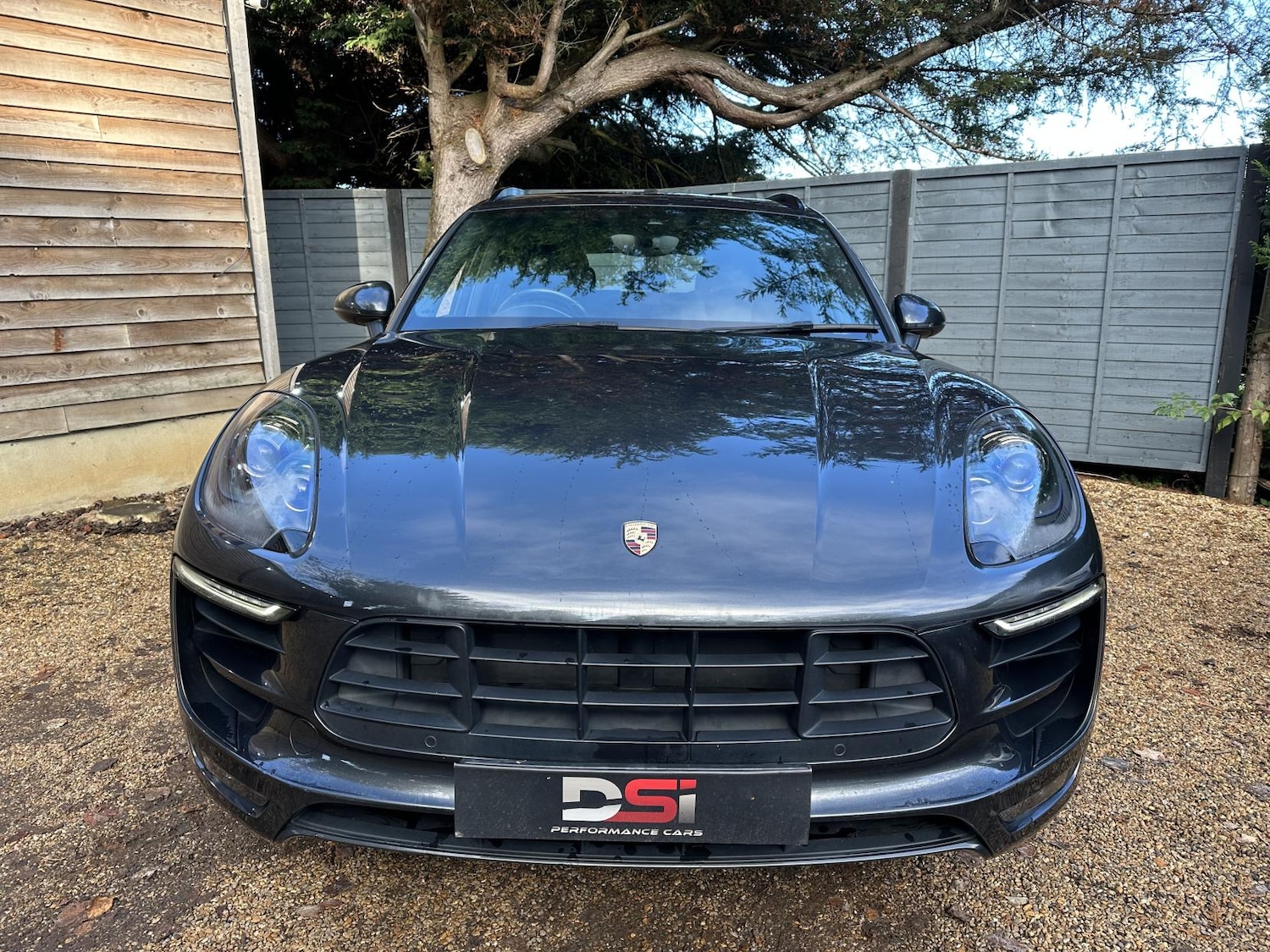 Used Porsche Macan 2017 for sale - 76650030: Photo 2