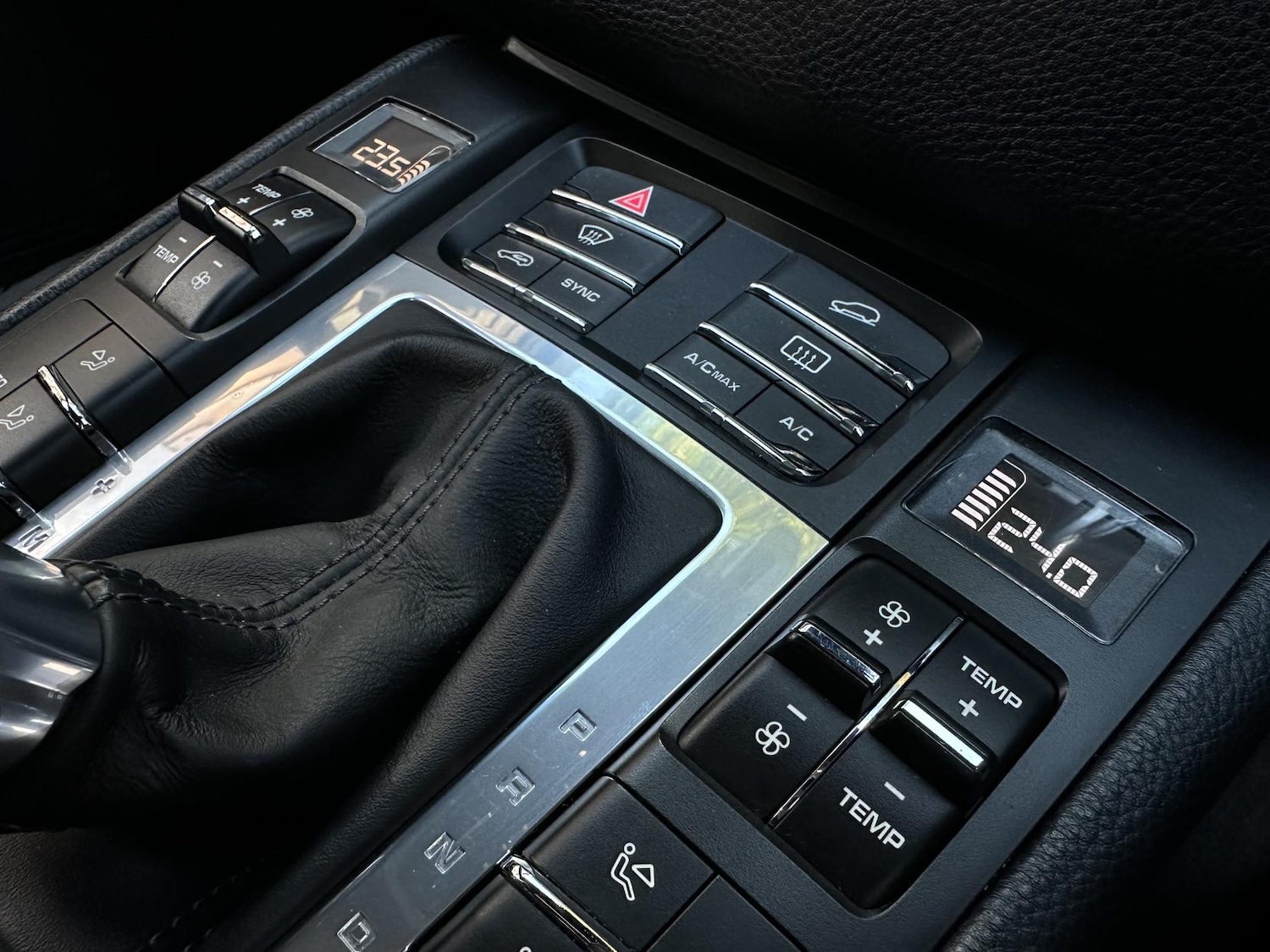 Used Porsche Macan 2017 for sale - 76650030: Photo 22