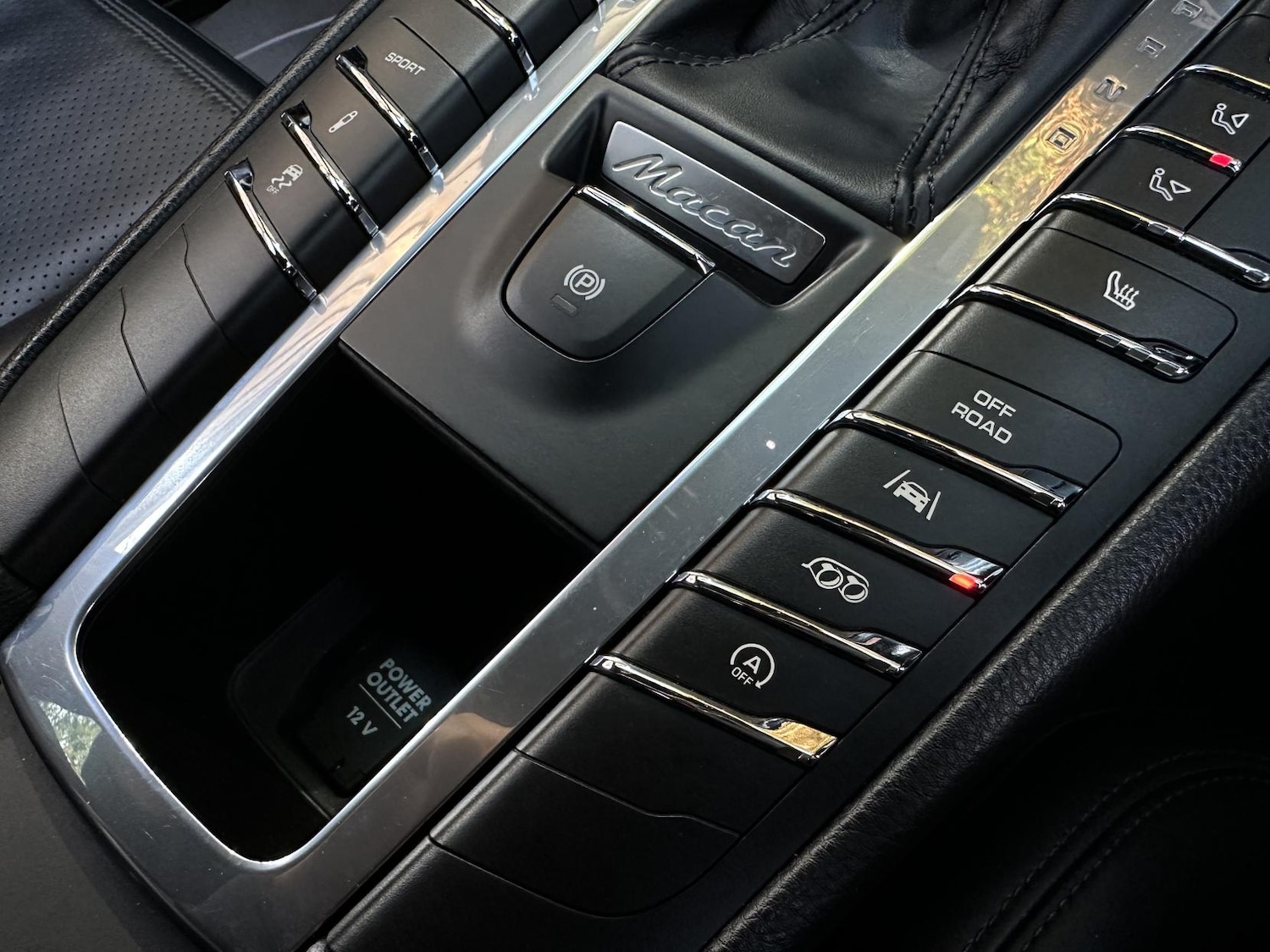 Used Porsche Macan 2017 for sale - 76650030: Photo 23