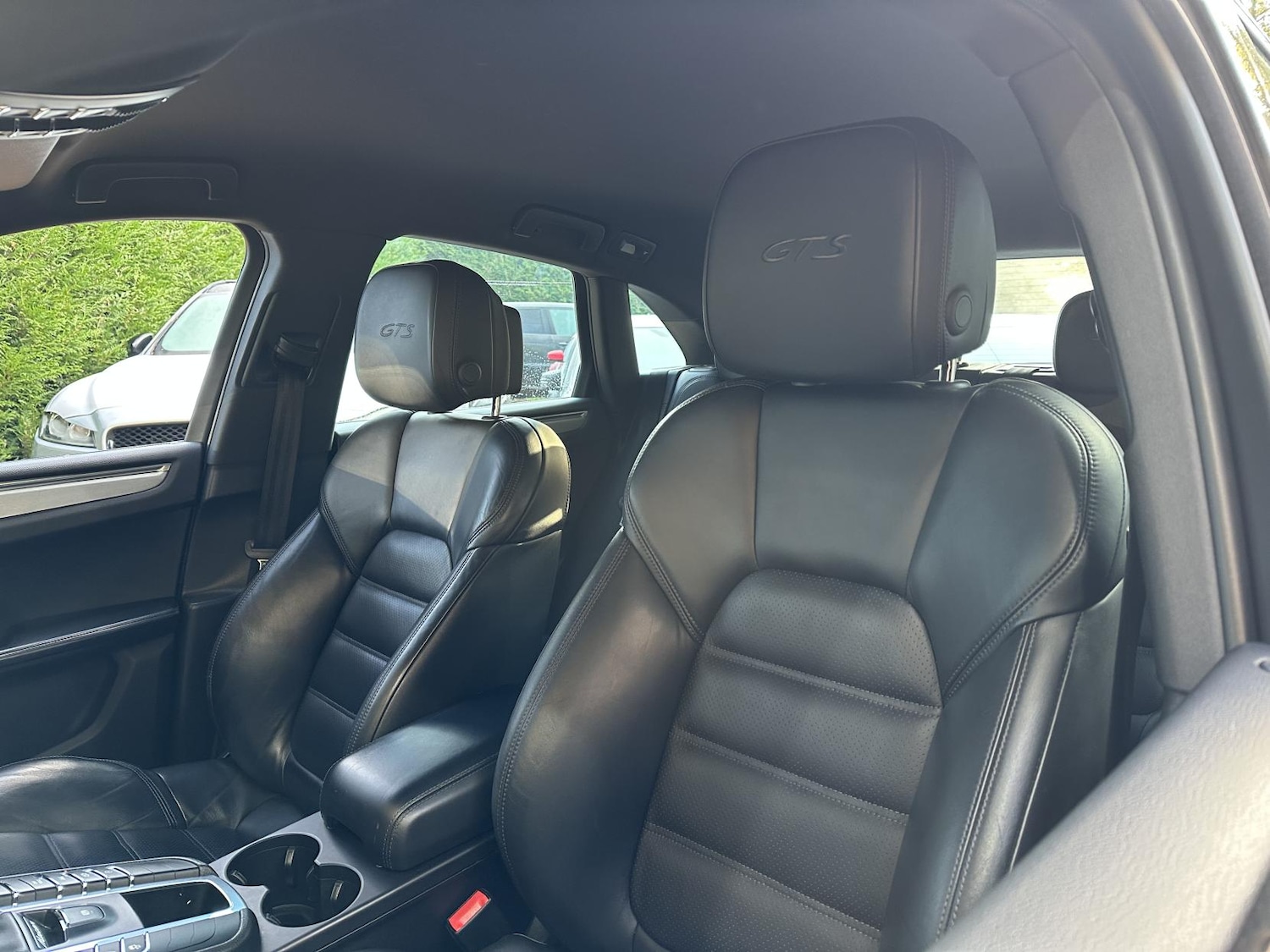 Used Porsche Macan 2017 for sale - 76650030: Photo 32