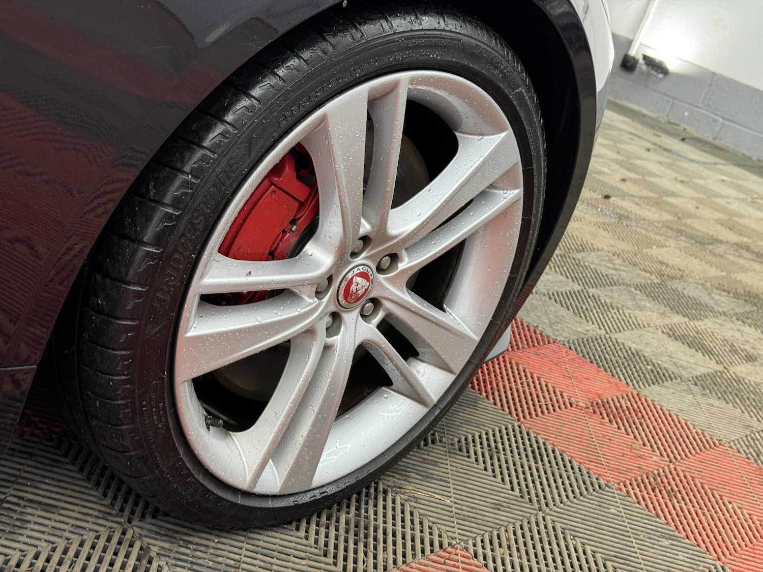 Used Jaguar F-Type 2015 for sale - 77210684: Photo 17