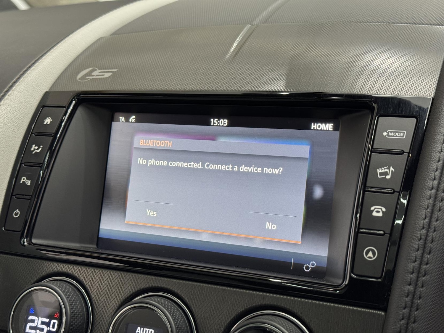 Used Jaguar F-Type 2015 for sale - 77210684: Photo 39