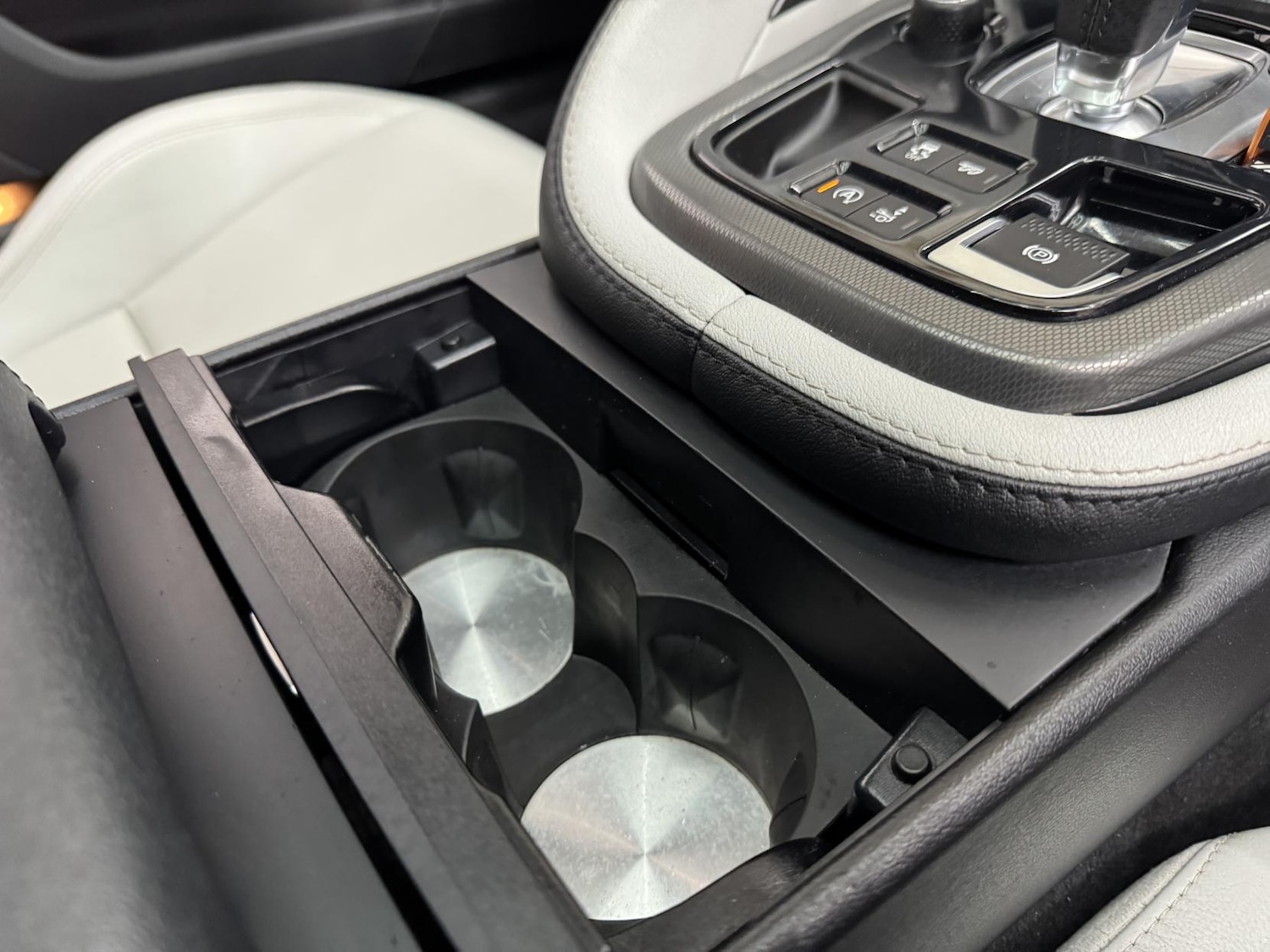 Used Jaguar F-Type 2015 for sale - 77210684: Photo 47