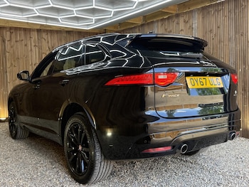 Used Jaguar F-Pace 2017 for sale - 78555864: Photo