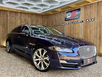 Used Jaguar XJ 2016 for sale - 79713731: Photo