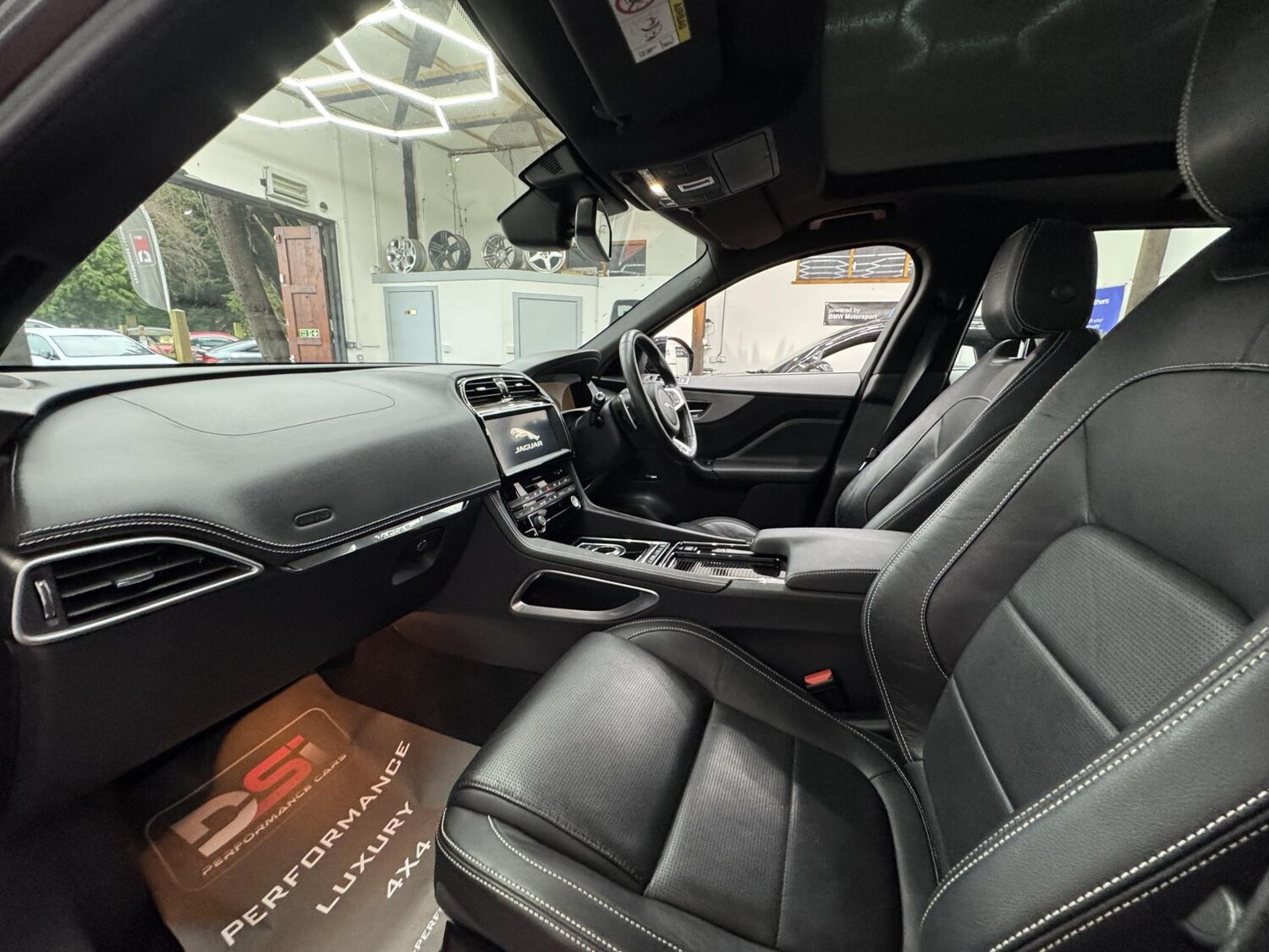 Used Jaguar F-Pace 2016 for sale - 77476635: Photo 23