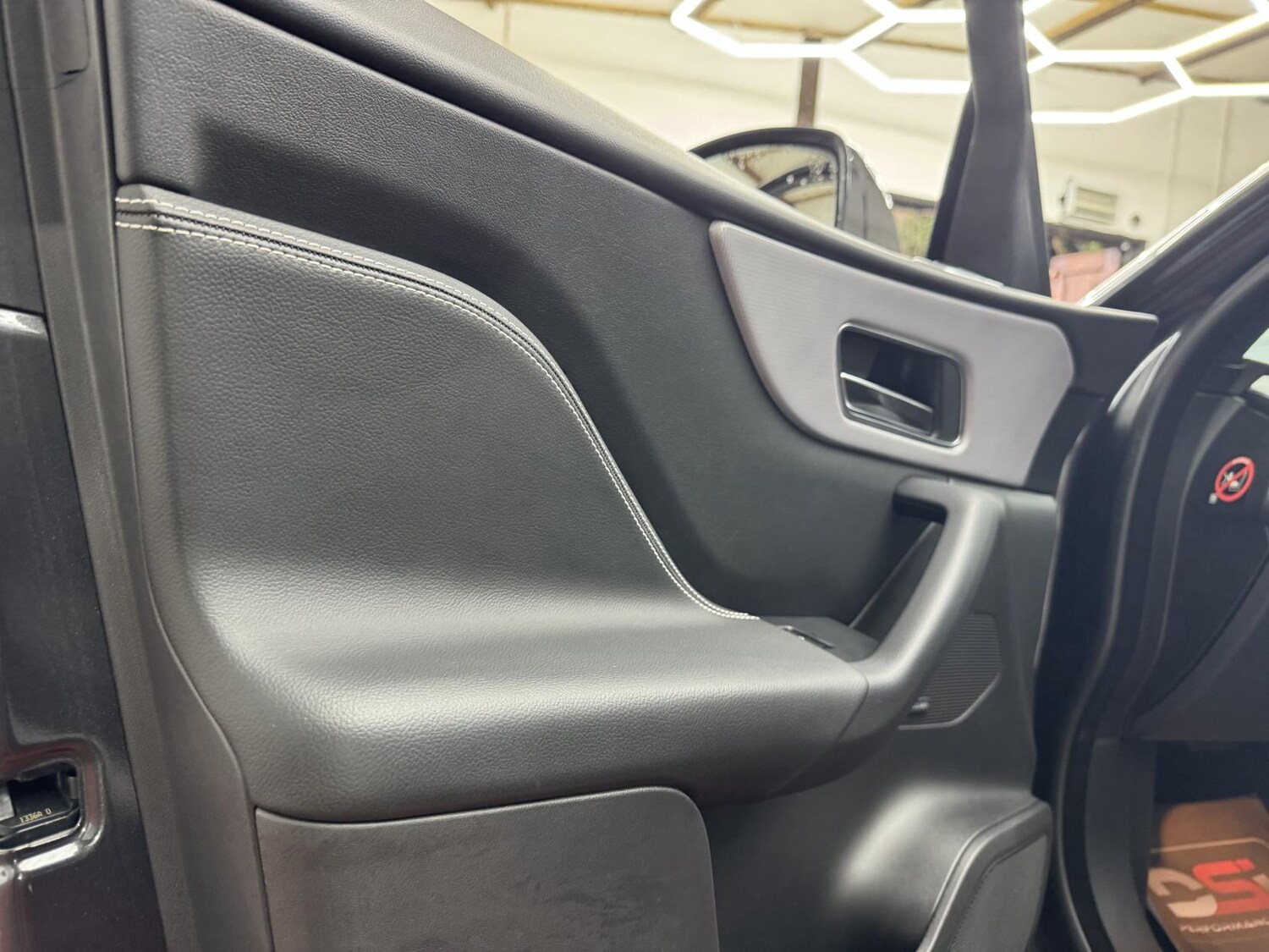 Used Jaguar F-Pace 2016 for sale - 77476635: Photo 27