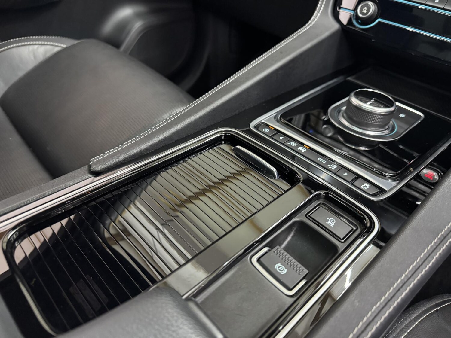 Used Jaguar F-Pace 2016 for sale - 77476635: Photo 35