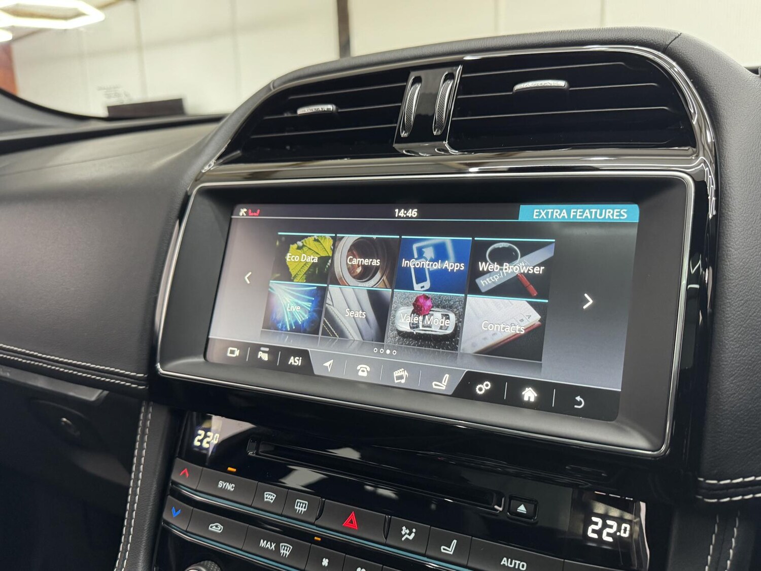 Used Jaguar F-Pace 2016 for sale - 77476635: Photo 44