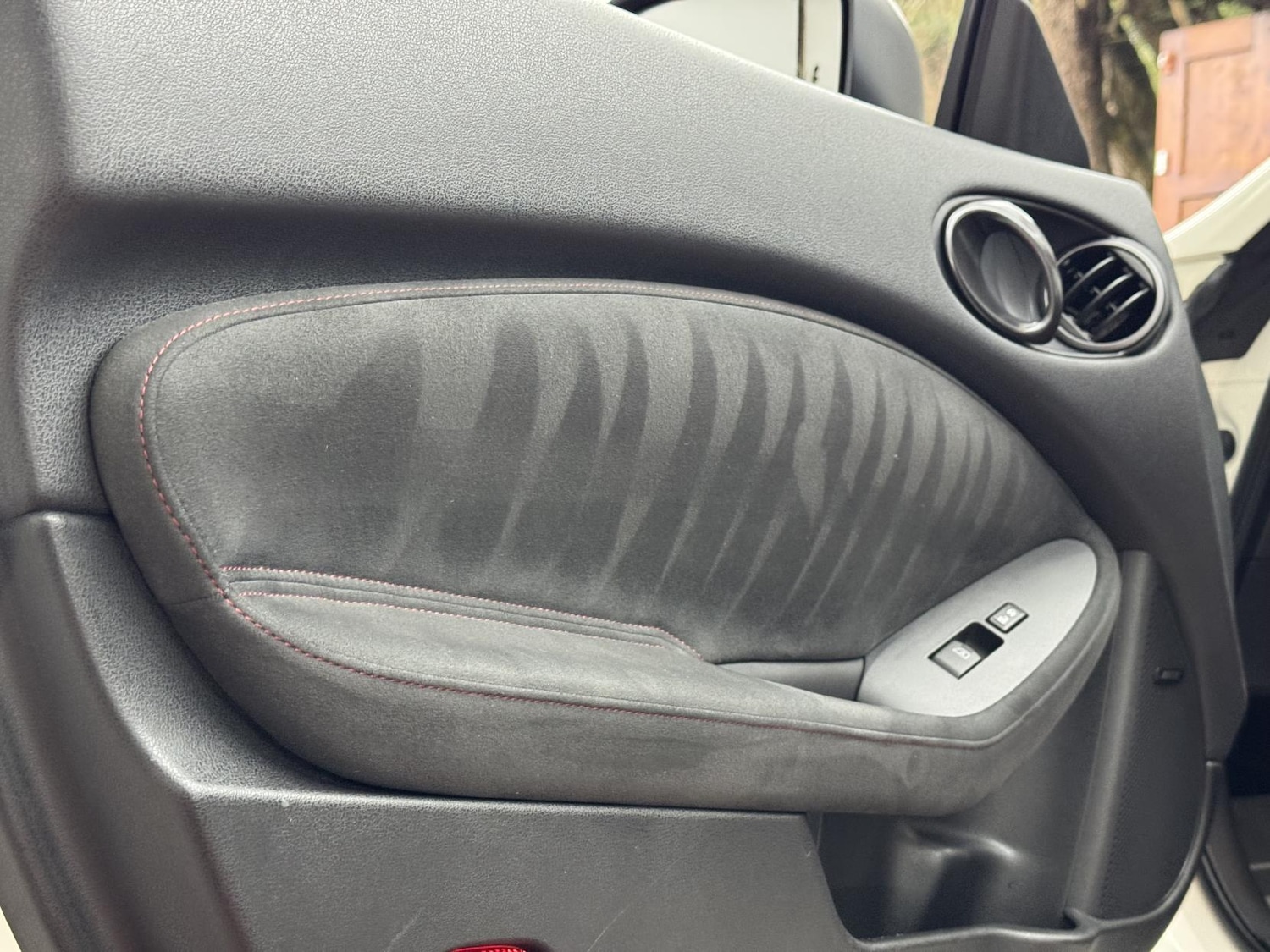 Used Nissan 370 Z 2017 for sale - 77532300: Photo 43