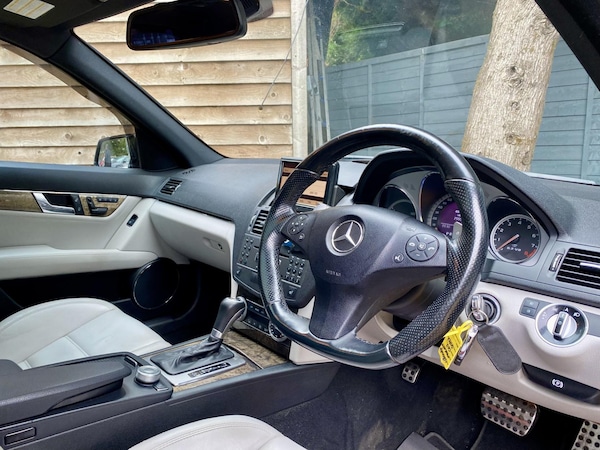 Used Mercedes-Benz C Class 2010 for sale - 76279207: Photo 11