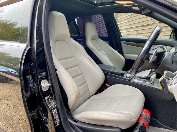 Used Mercedes-Benz C Class 2010 for sale - 76279207: Photo 15