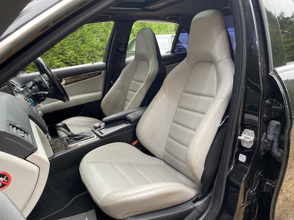 Used Mercedes-Benz C Class 2010 for sale - 76279207: Photo 25