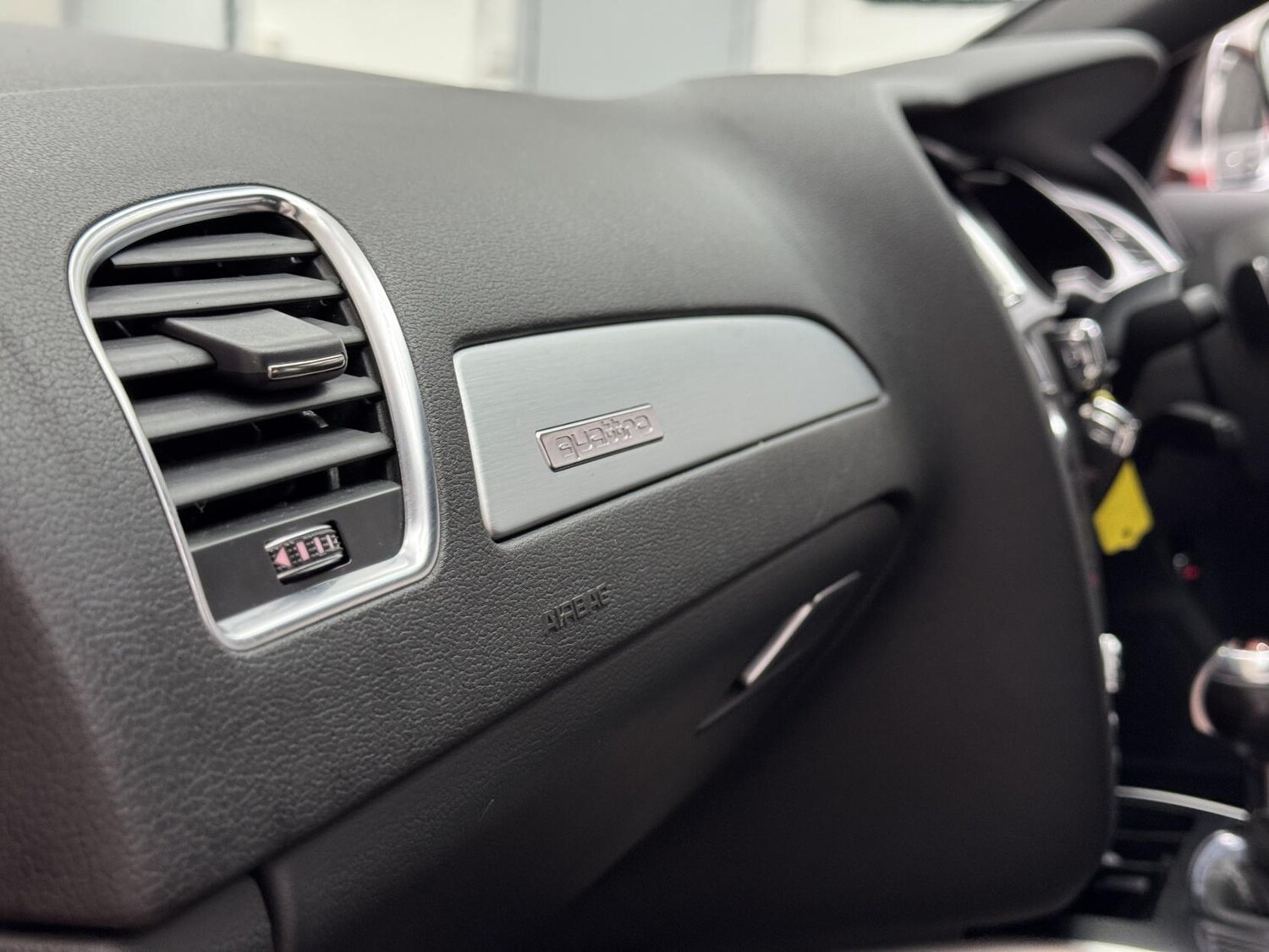 Used Audi A4 2015 for sale - 77804012: Photo 28