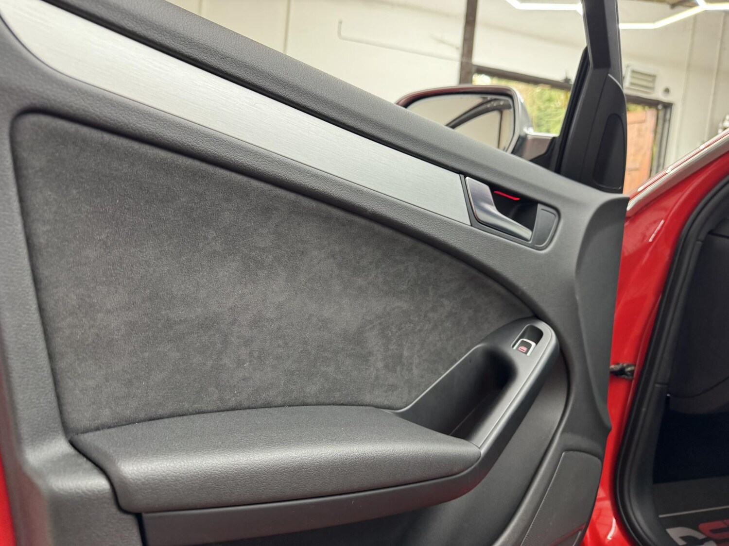 Used Audi A4 2015 for sale - 77804012: Photo 32