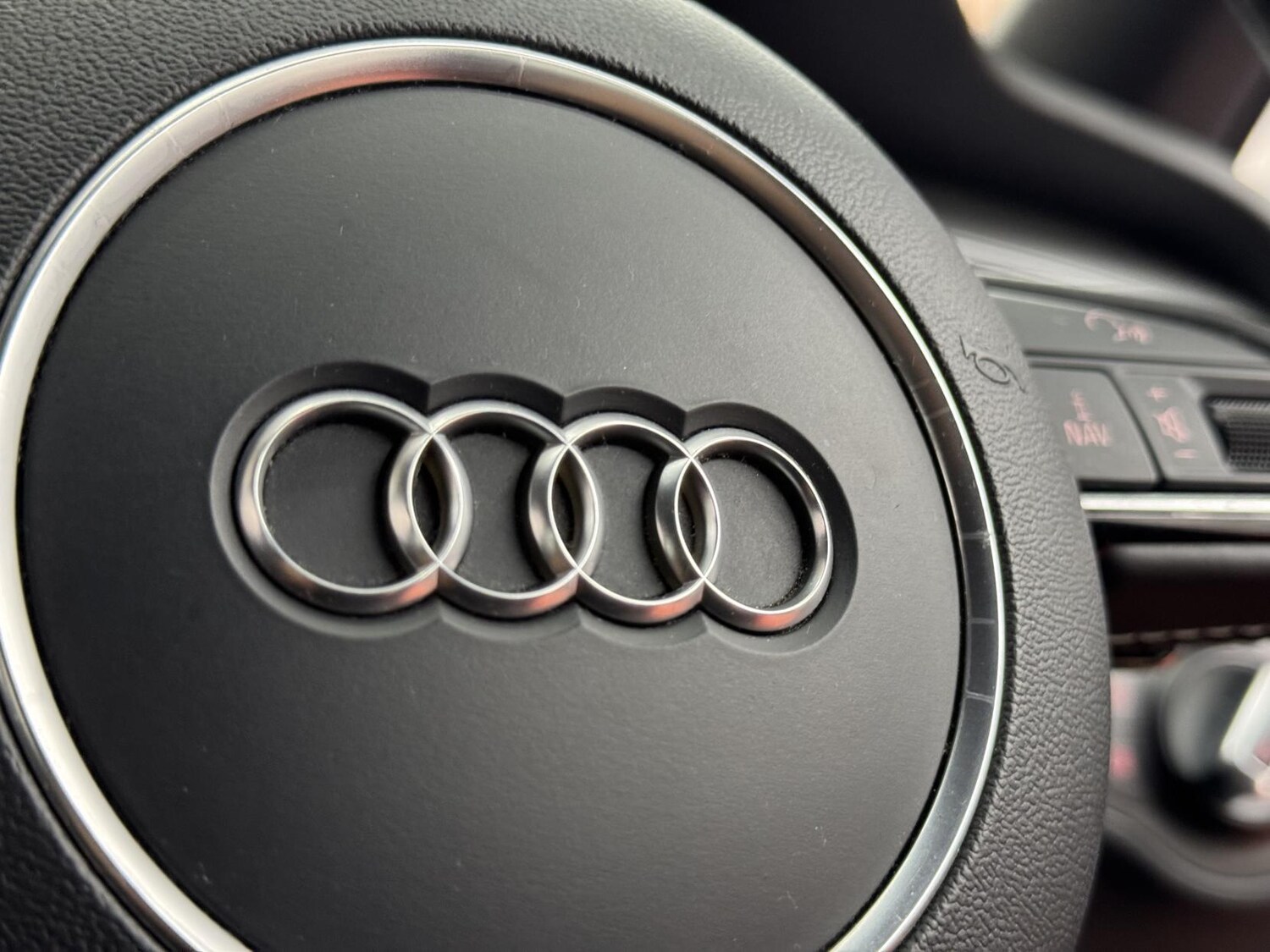 Used Audi A4 2015 for sale - 77804012: Photo 39