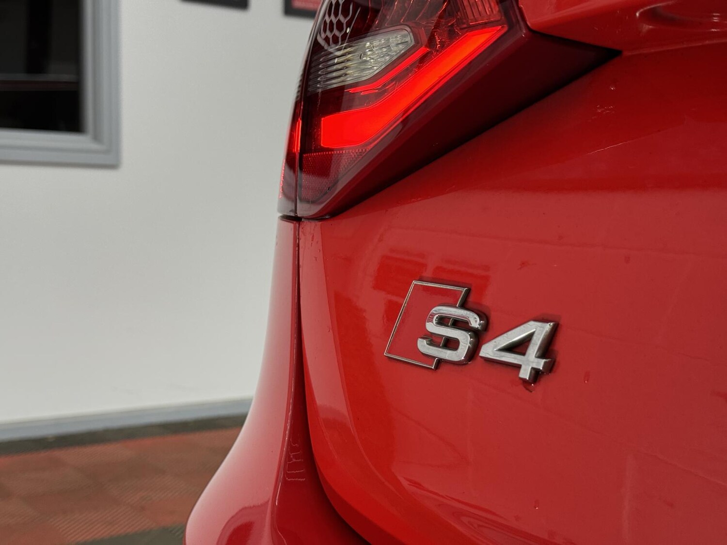 Used Audi A4 2015 for sale - 77804012: Photo 9