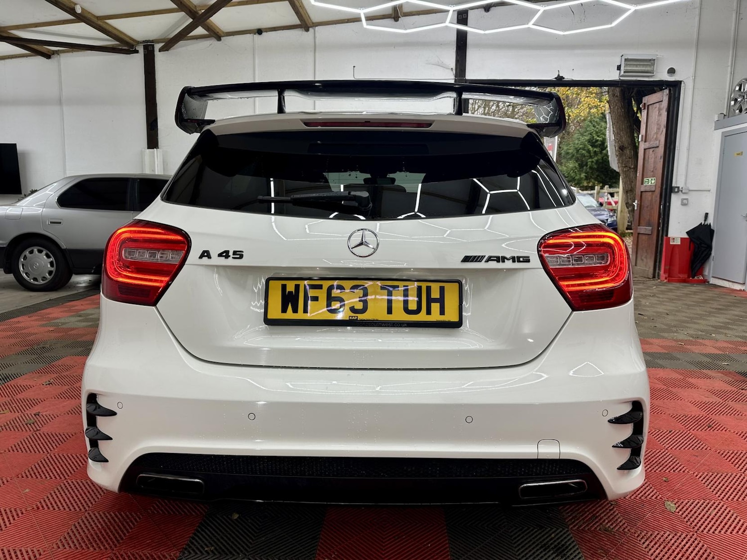 Used Mercedes-Benz A-Class 2013 for sale - 76862052: Photo 9