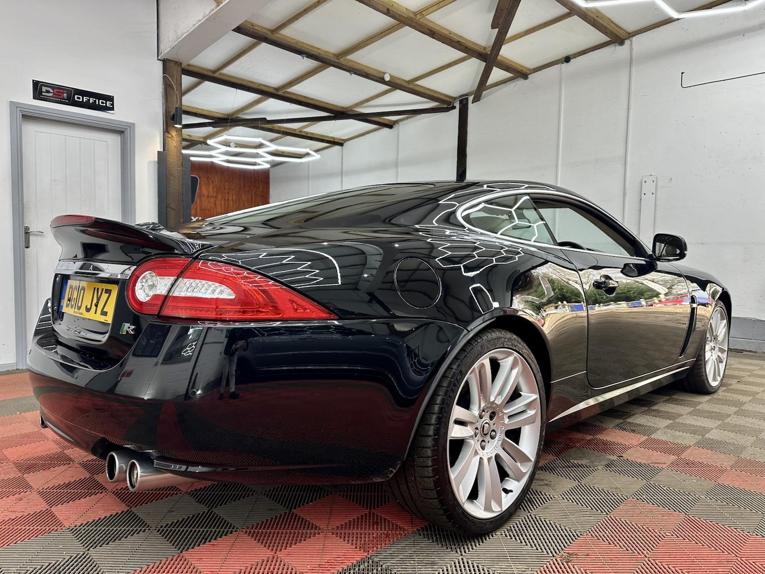 Used Jaguar XK 2010 for sale - 77807578: Photo 14