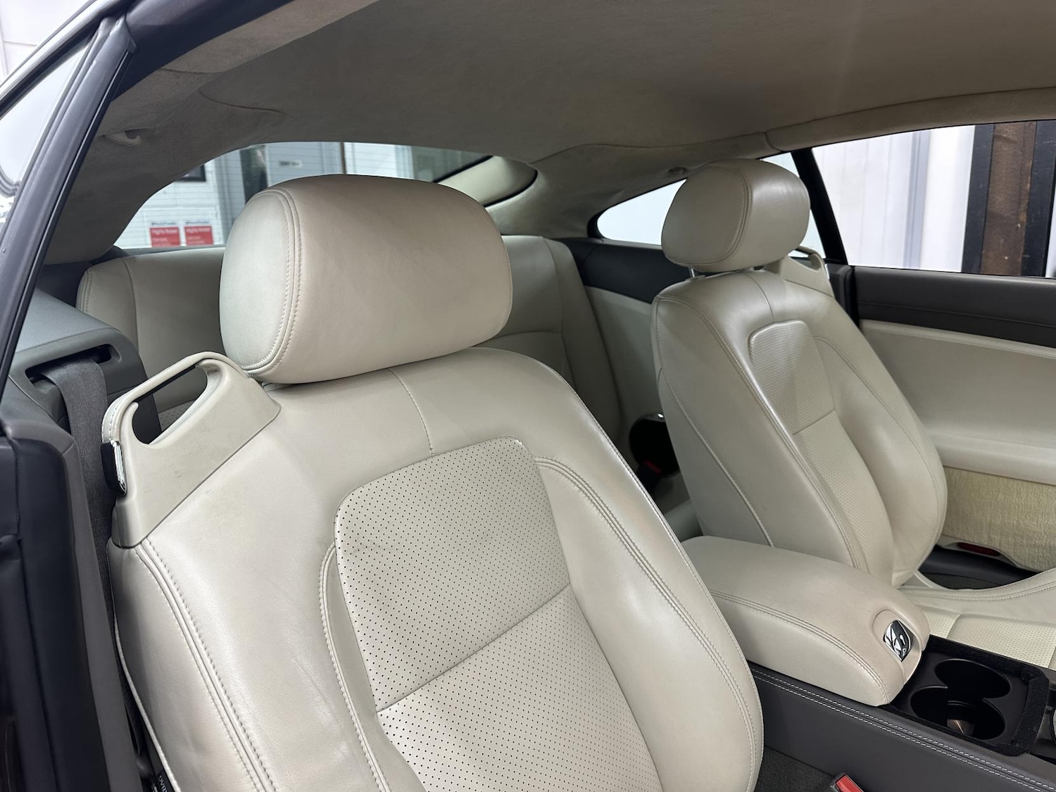 Used Jaguar XK 2010 for sale - 77807578: Photo 19