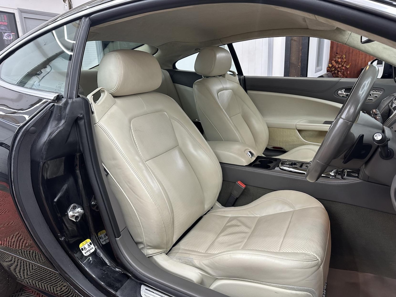 Used Jaguar XK 2010 for sale - 77807578: Photo 20