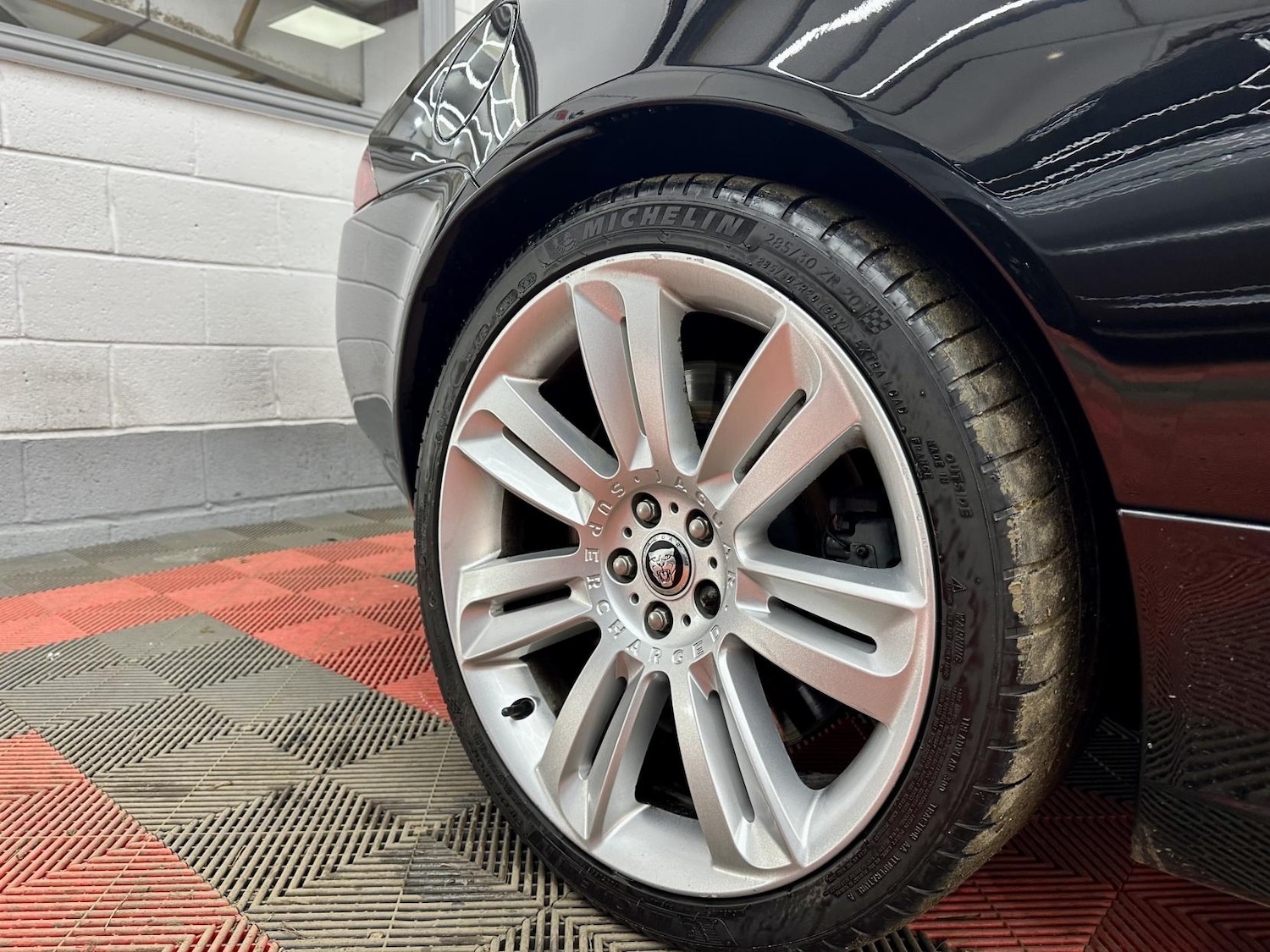 Used Jaguar XK 2010 for sale - 77807578: Photo 8