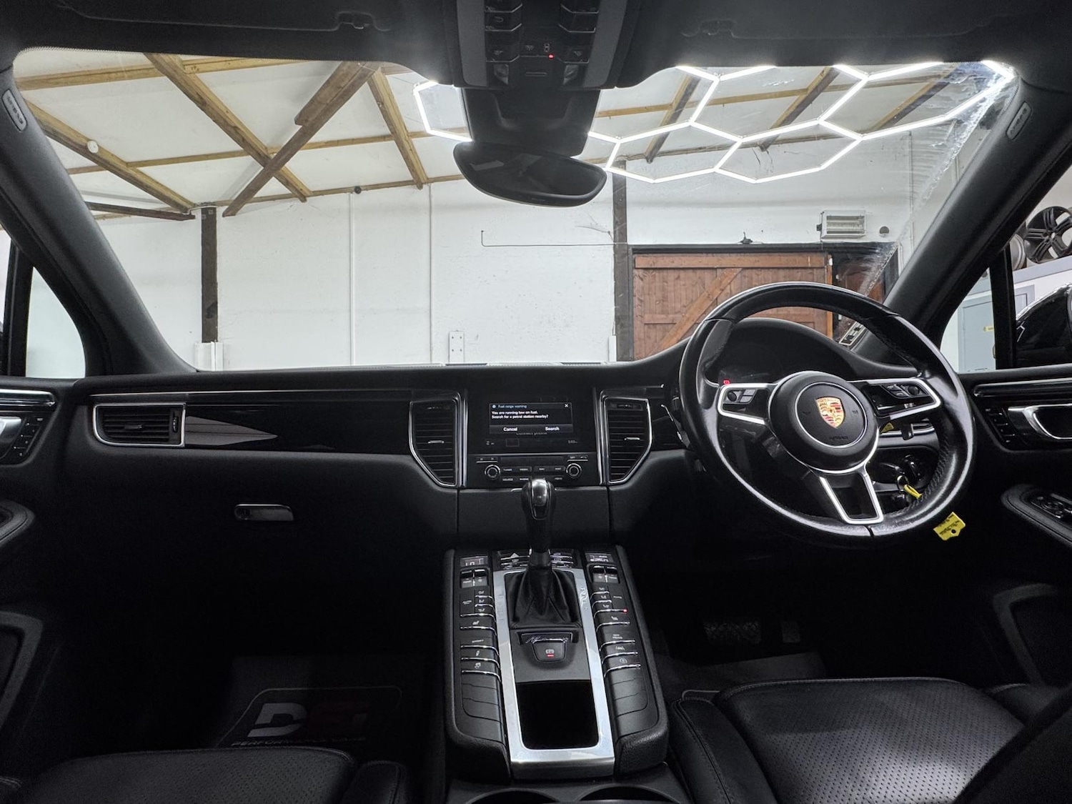 Used Porsche Macan 2017 for sale - 76911536: Photo 18