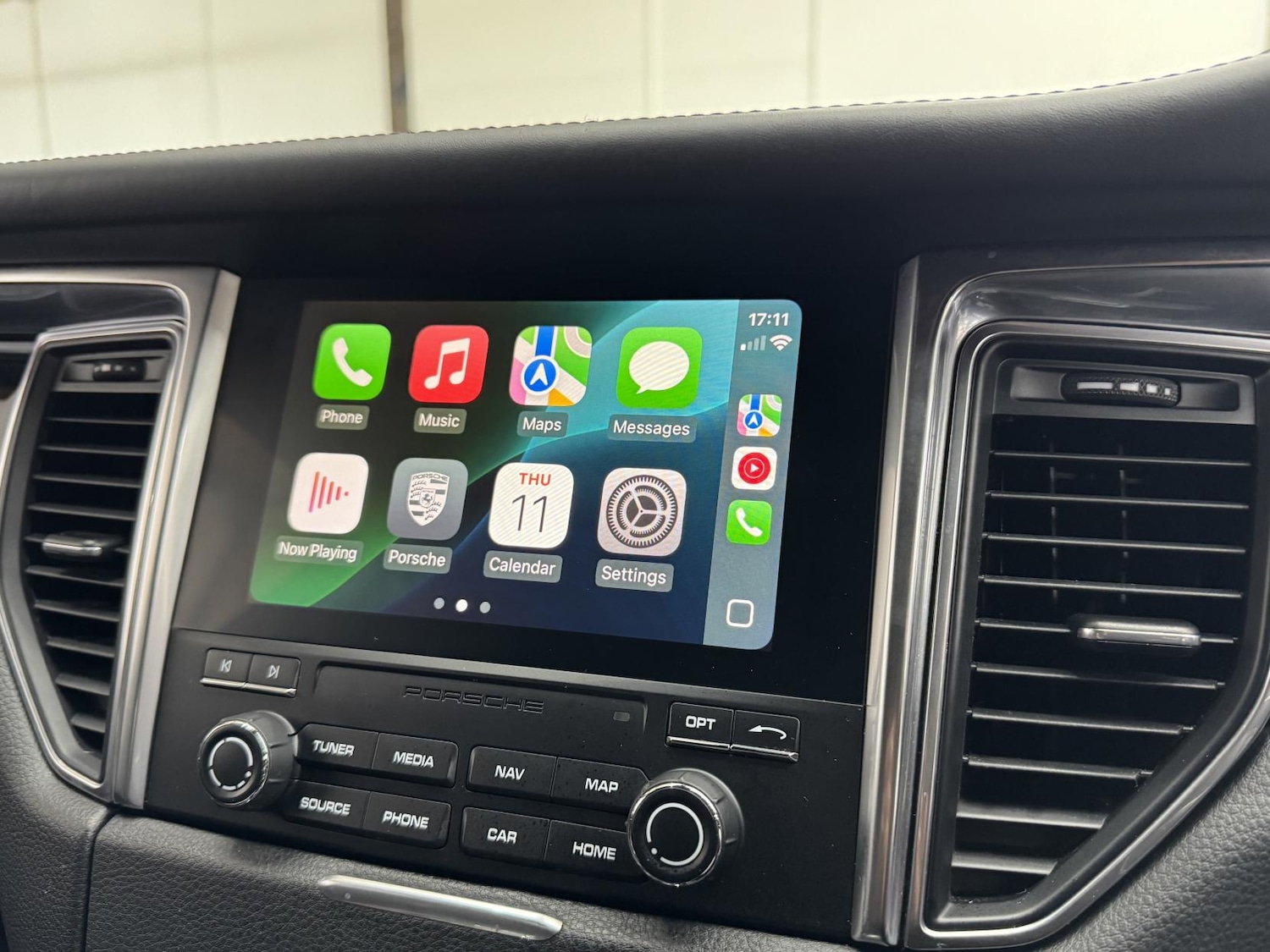 Used Porsche Macan 2017 for sale - 76911536: Photo 22