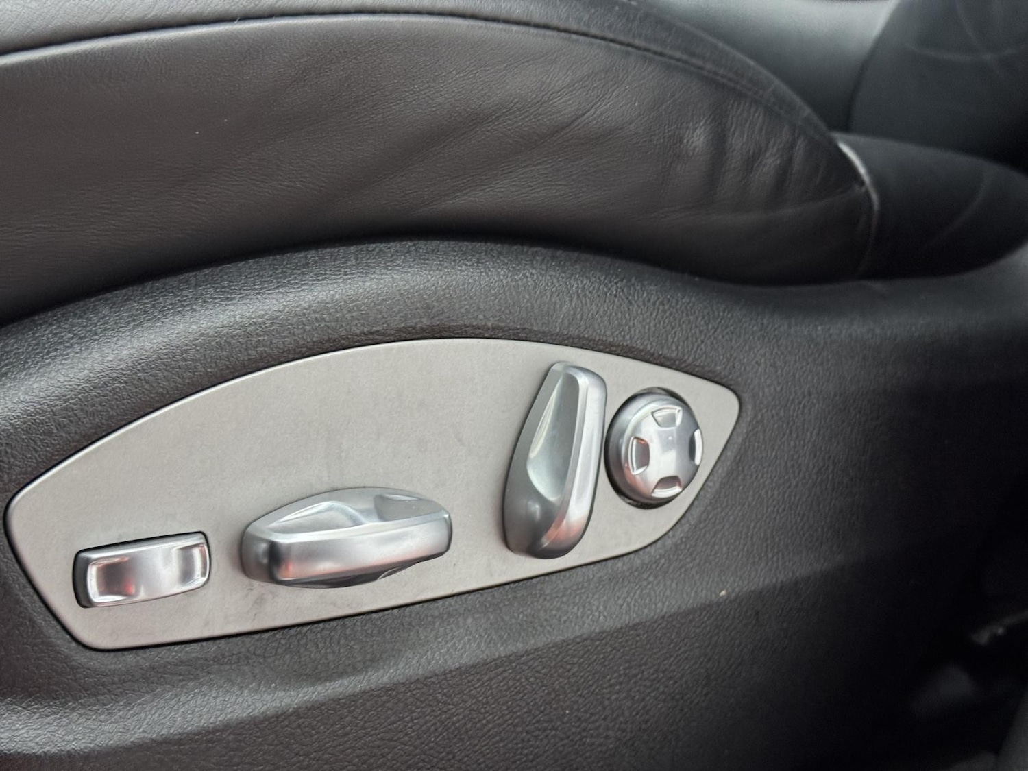 Used Porsche Macan 2017 for sale - 76911536: Photo 28