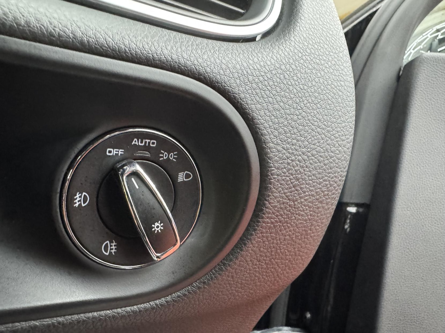 Used Porsche Macan 2017 for sale - 76911536: Photo 33